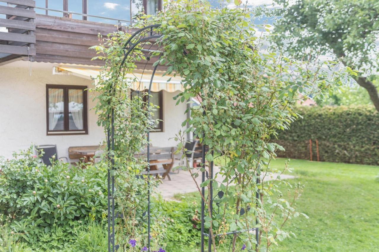 Fewo Beim Nik Mit Wanderreitstation Höslwang エクステリア 写真